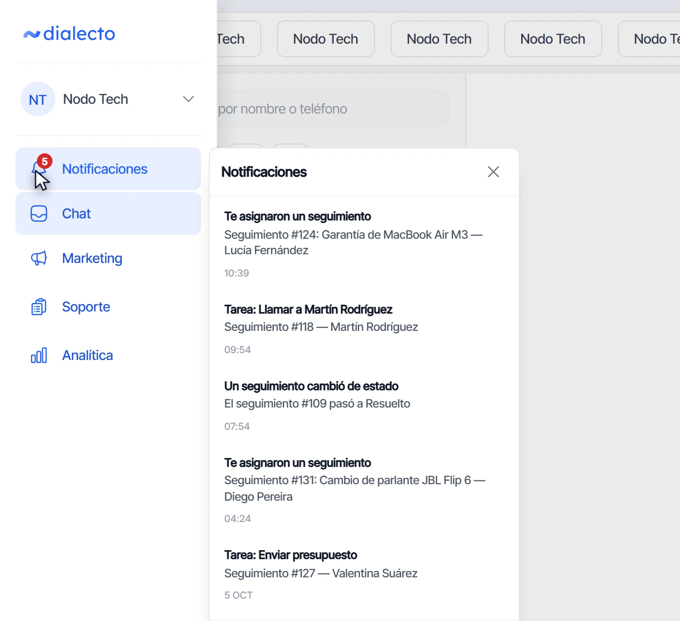 Panel de notificaciones que se abre desde la campana del menú lateral del chat