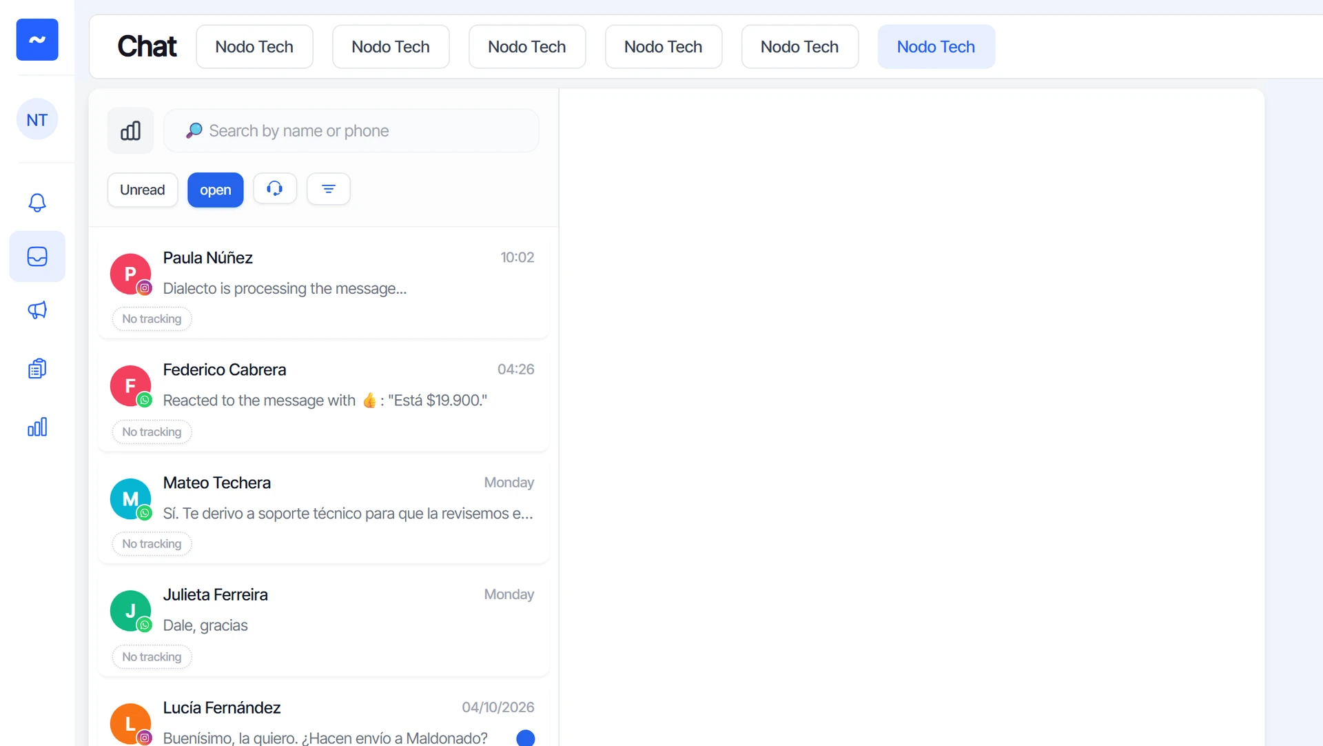 El chat de Dialecto con los botones y filtros en inglés después del cambio de idioma