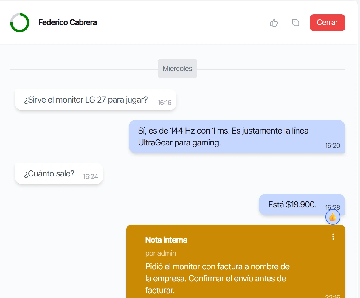 Nota interna en la conversación, marcada en amarillo y visible solo para el equipo
