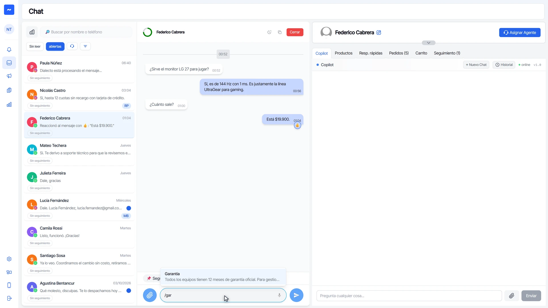 Cuadro de texto con /gar escrito y la respuesta rápida Garantía sugerida arriba